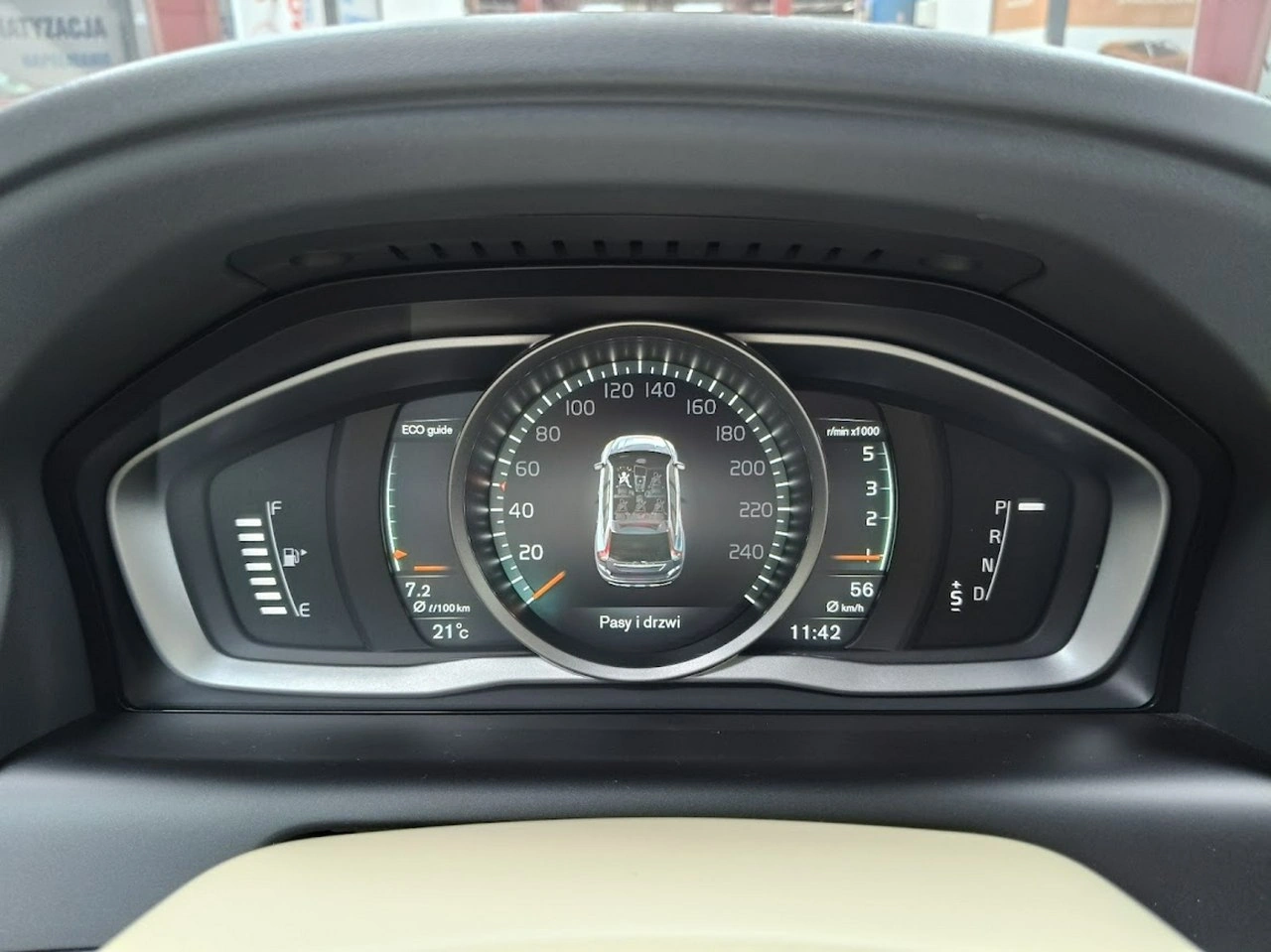 Volvo XC 60 - Zdjęcie 28