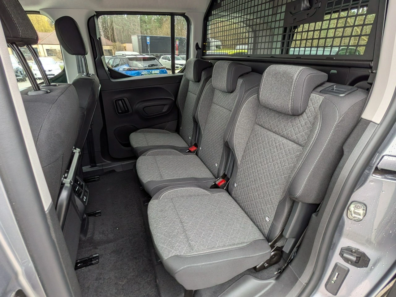 Opel Combo Life - Zdjęcie 16