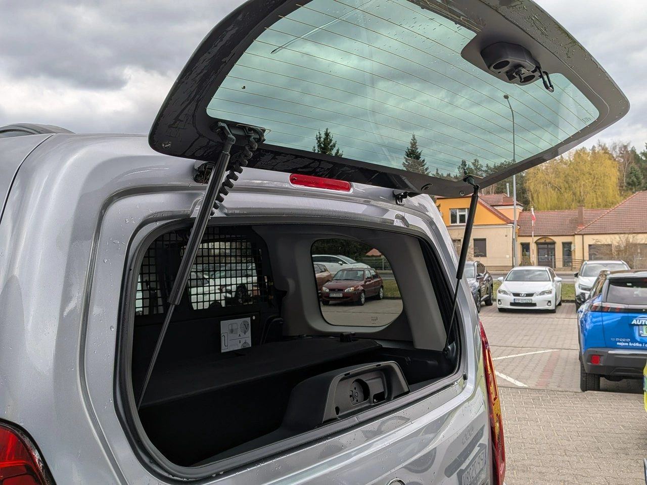 Opel Combo Life - Zdjęcie 22