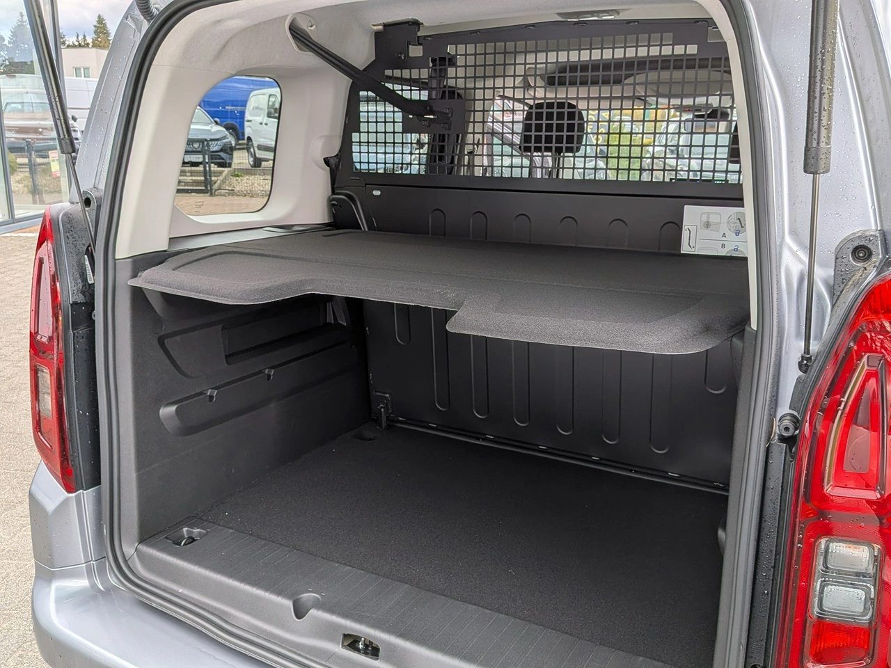 Opel Combo Life - Zdjęcie 23