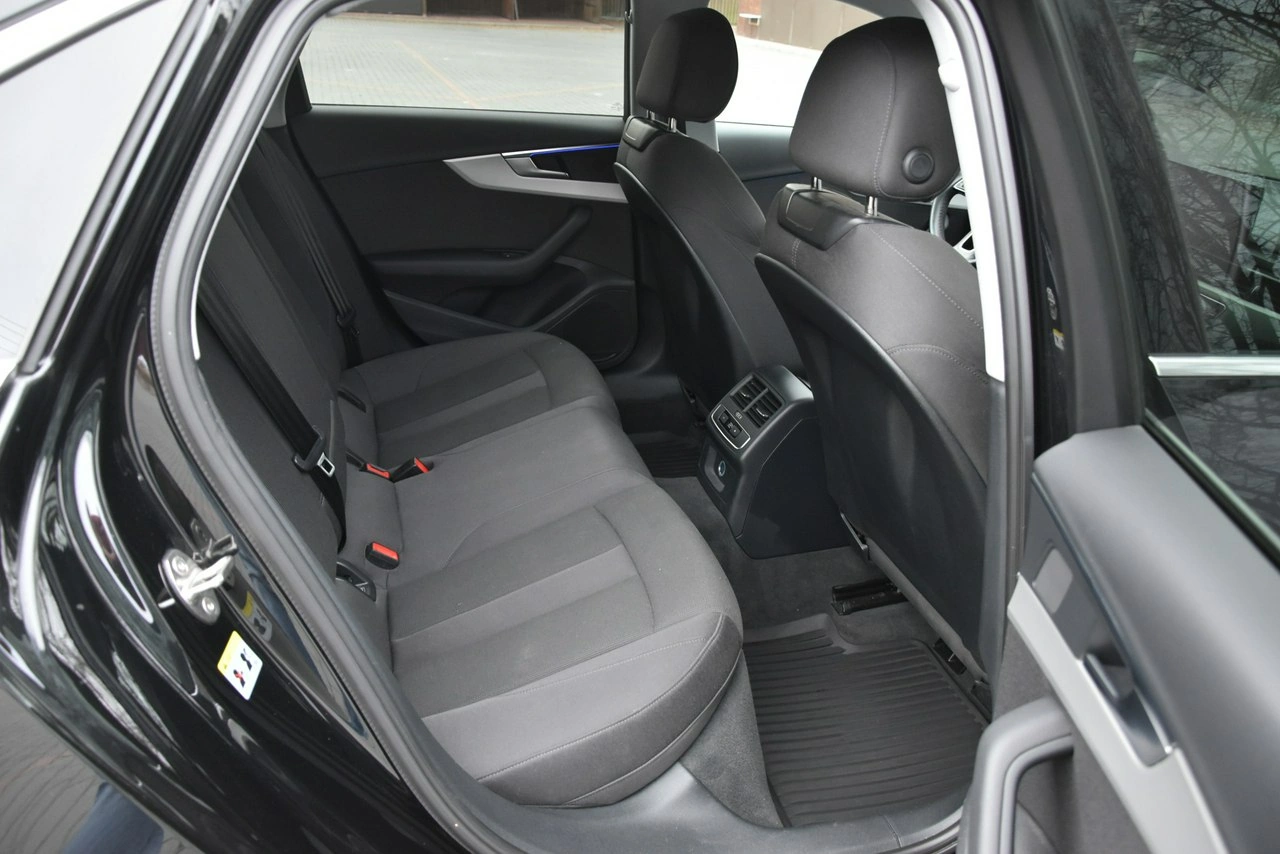 Audi A4 - Zdjęcie 13