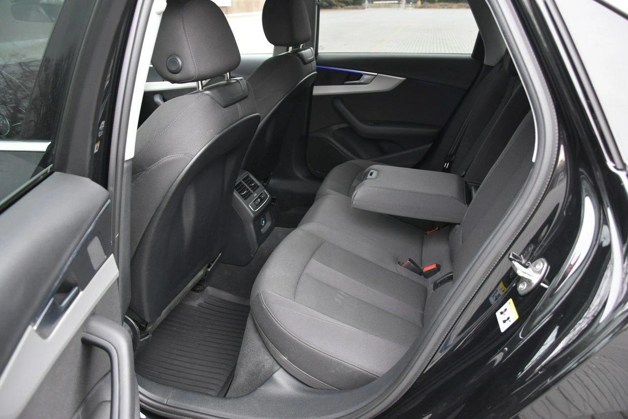 Audi A4 - Zdjęcie 14
