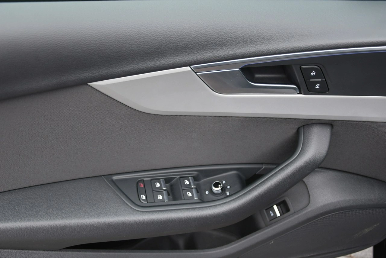 Audi A4 - Zdjęcie 22