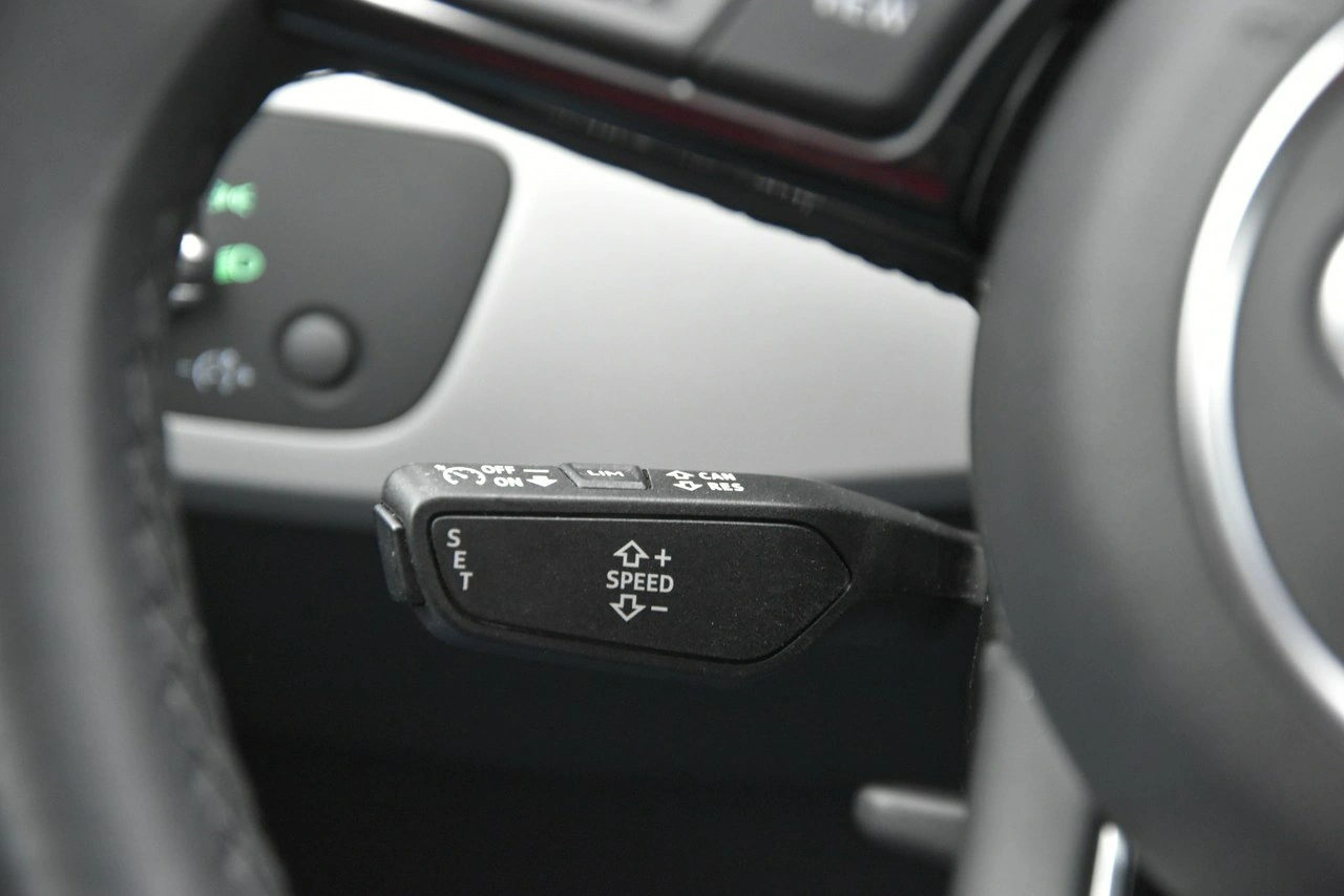 Audi A4 - Zdjęcie 25