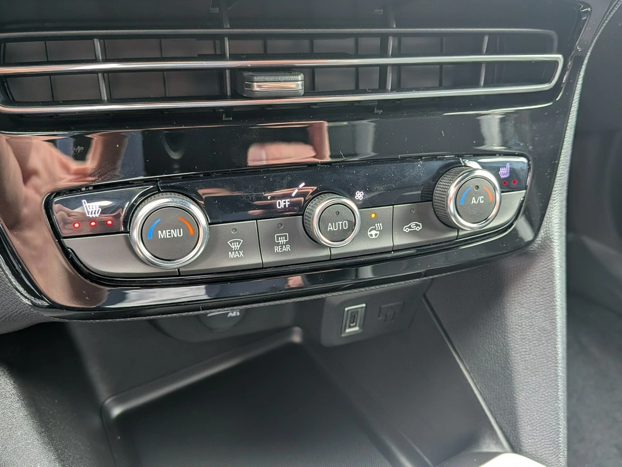 Opel Mokka - Zdjęcie 11