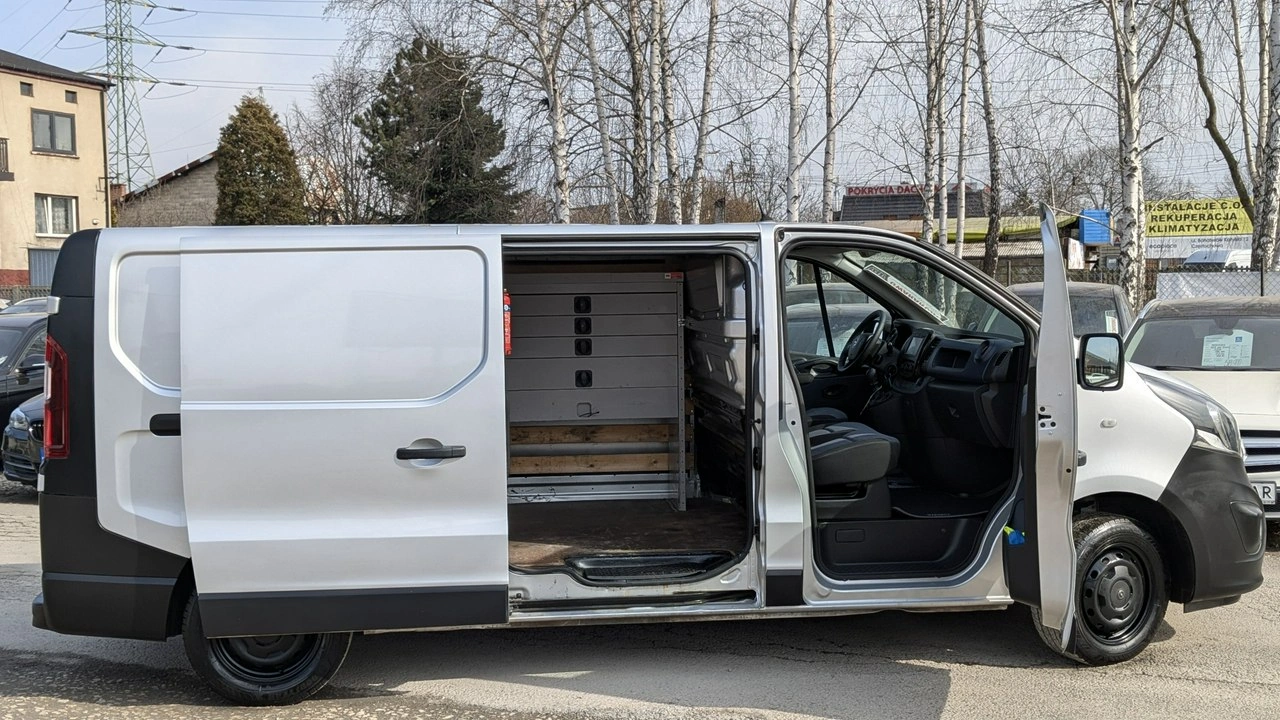 Opel Vivaro - Zdjęcie 11