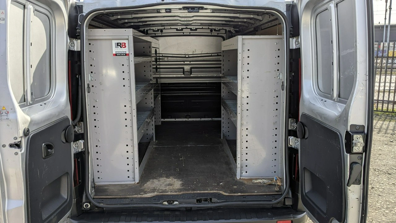 Opel Vivaro - Zdjęcie 29