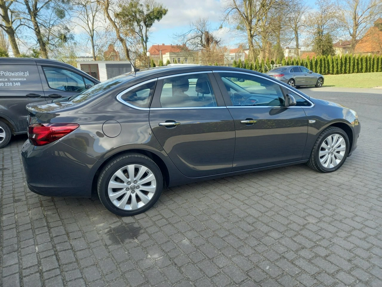 Opel Astra - Zdjęcie 12
