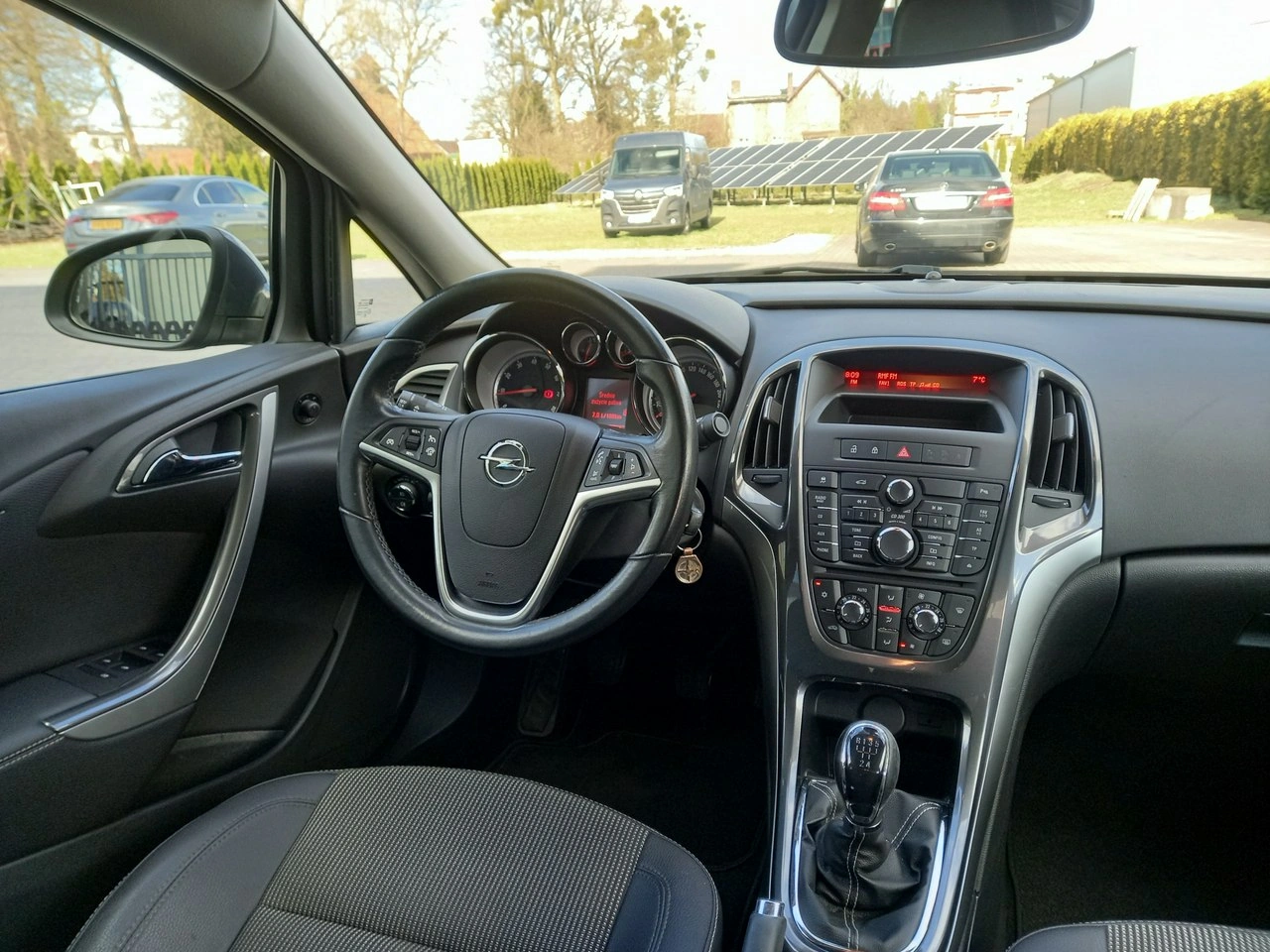 Opel Astra - Zdjęcie 24