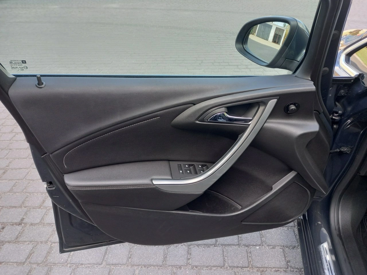 Opel Astra - Zdjęcie 28