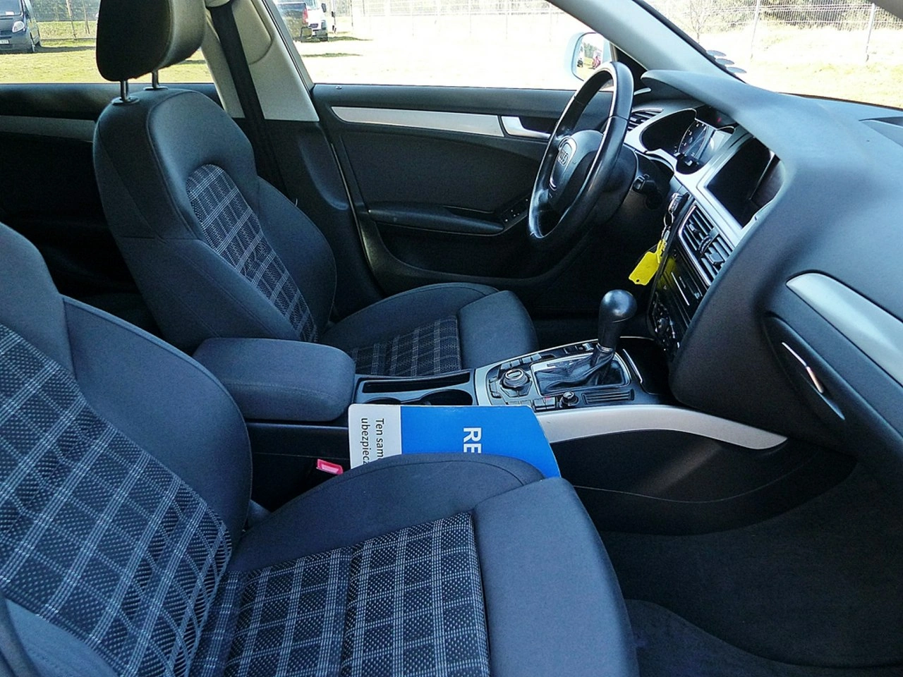 Audi A4 - Zdjęcie 24