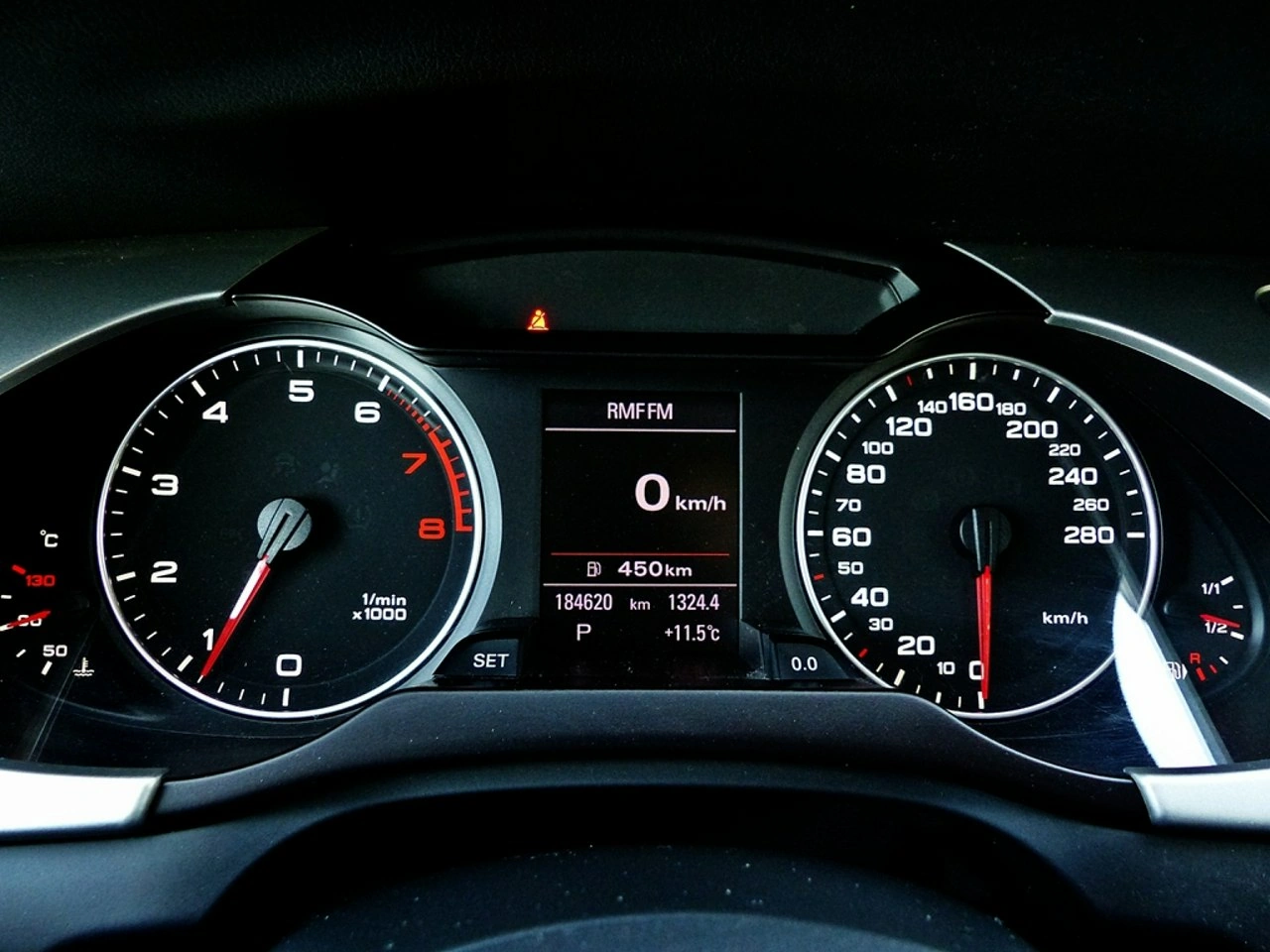 Audi A4 - Zdjęcie 27