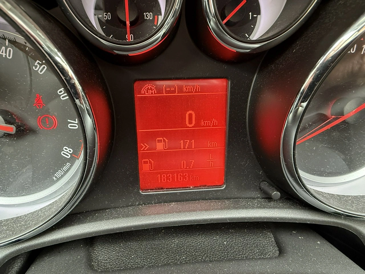 Opel Astra - Zdjęcie 18