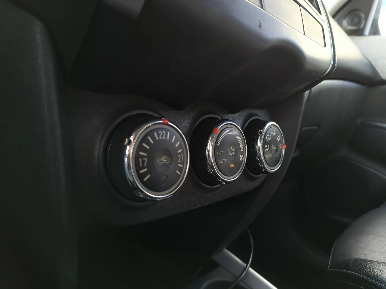 Mitsubishi ASX - Zdjęcie 17