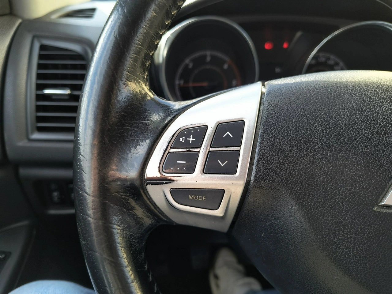 Mitsubishi ASX - Zdjęcie 20