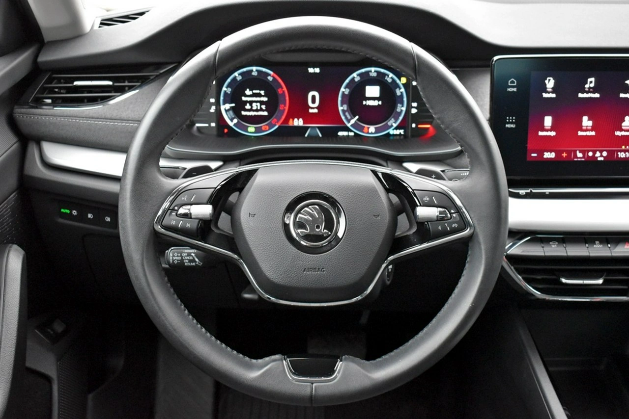 Skoda Octavia - Zdjęcie 14