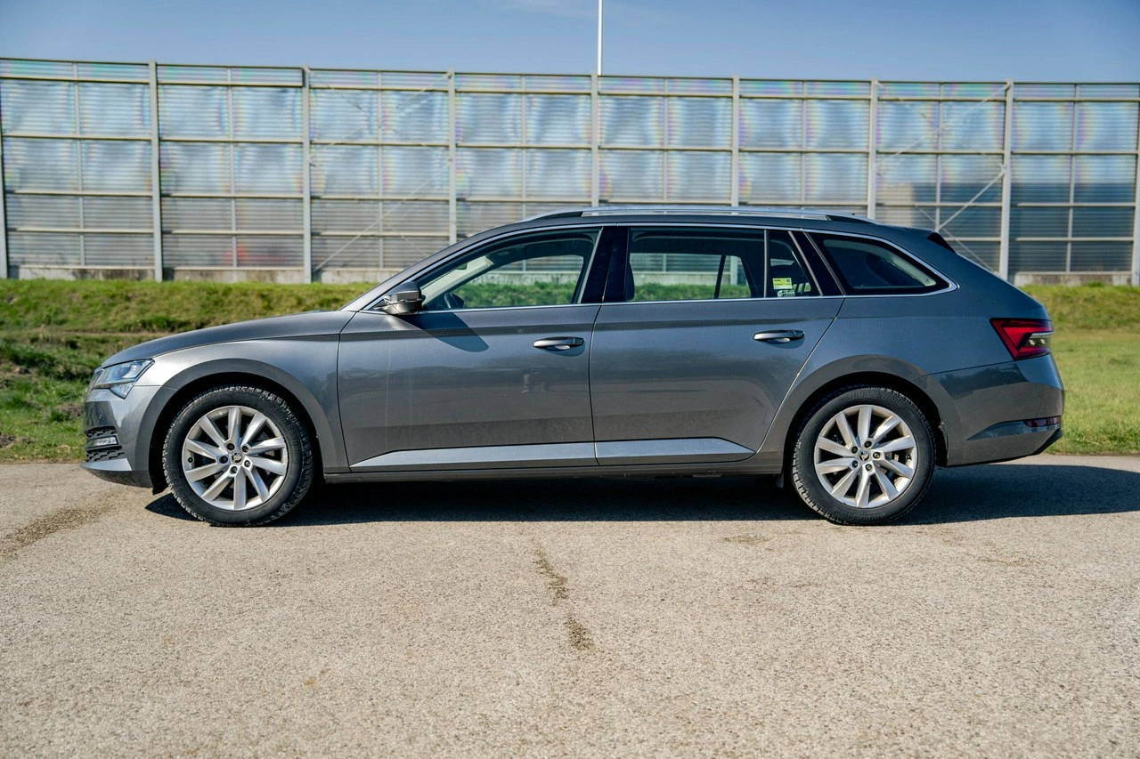 Skoda Superb - Zdjęcie 9