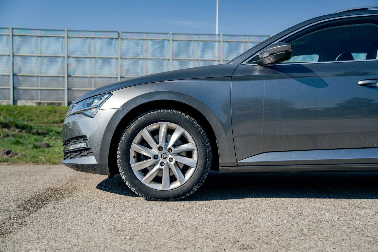 Skoda Superb - Zdjęcie 10