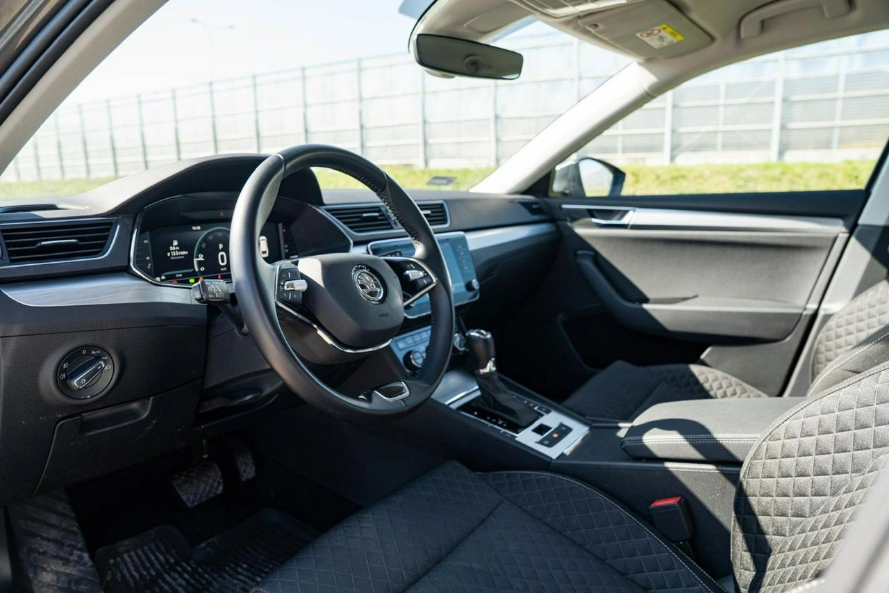 Skoda Superb - Zdjęcie 14