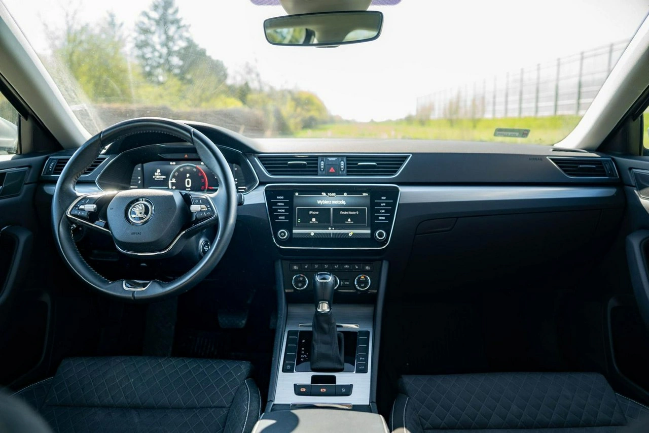 Skoda Superb - Zdjęcie 16