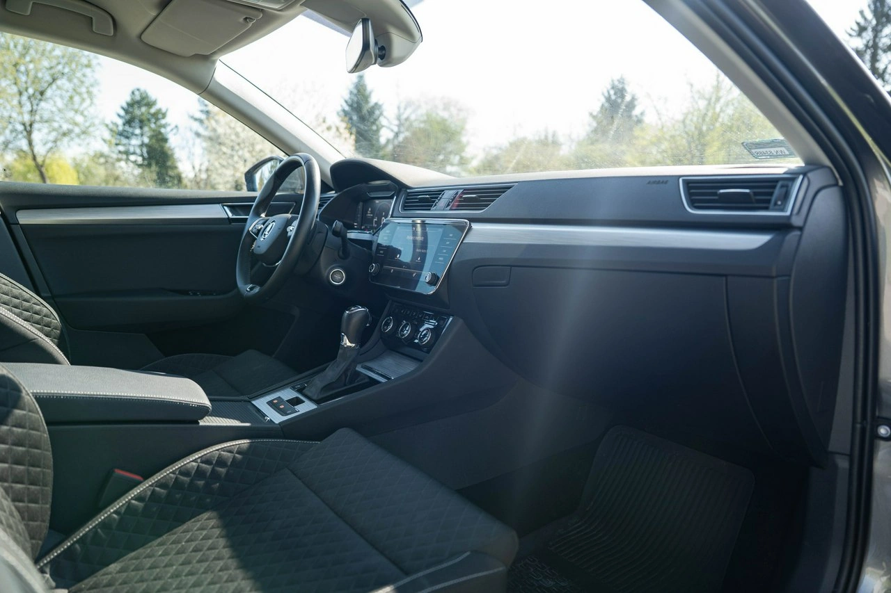 Skoda Superb - Zdjęcie 21