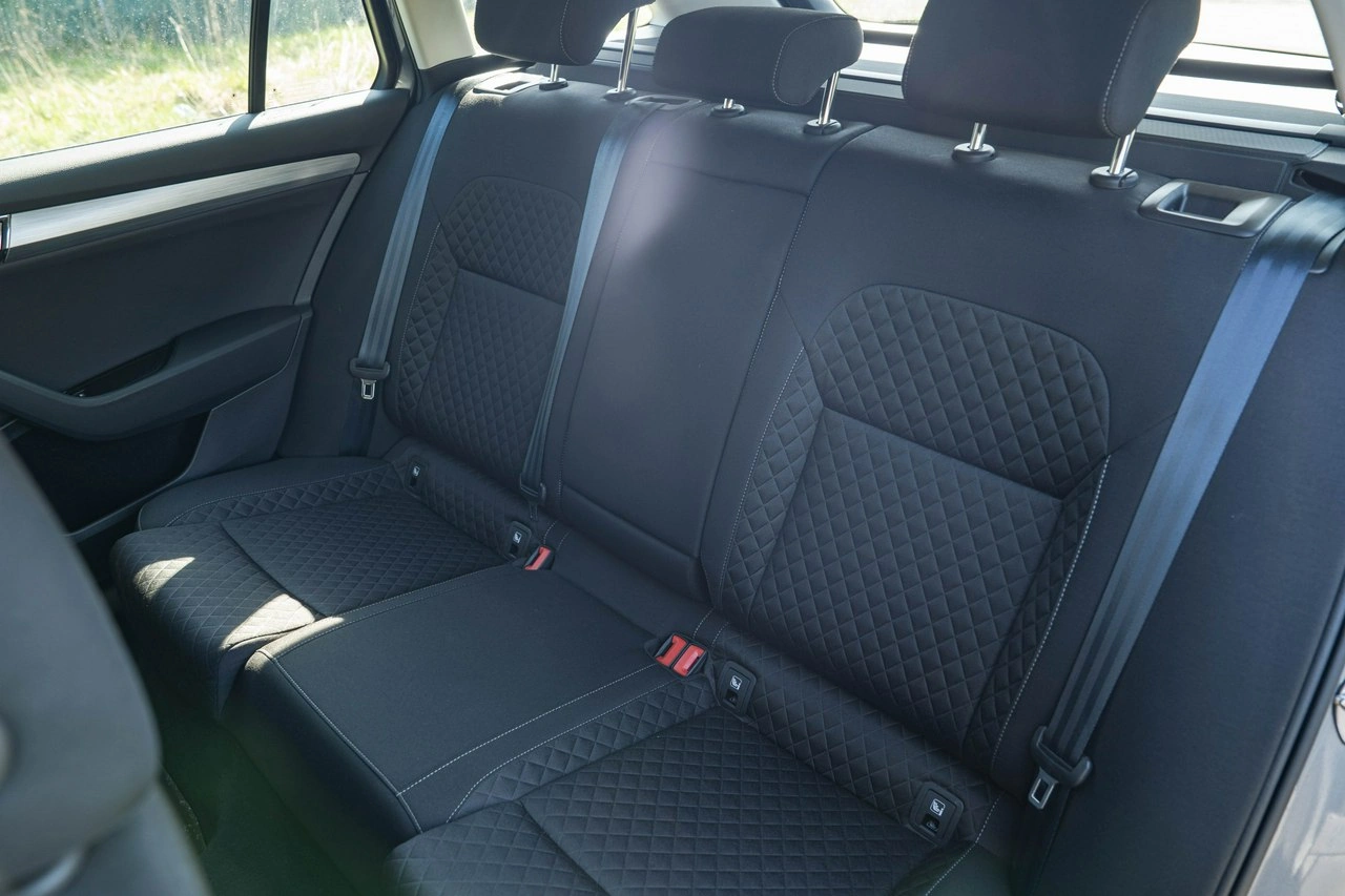 Skoda Superb - Zdjęcie 25