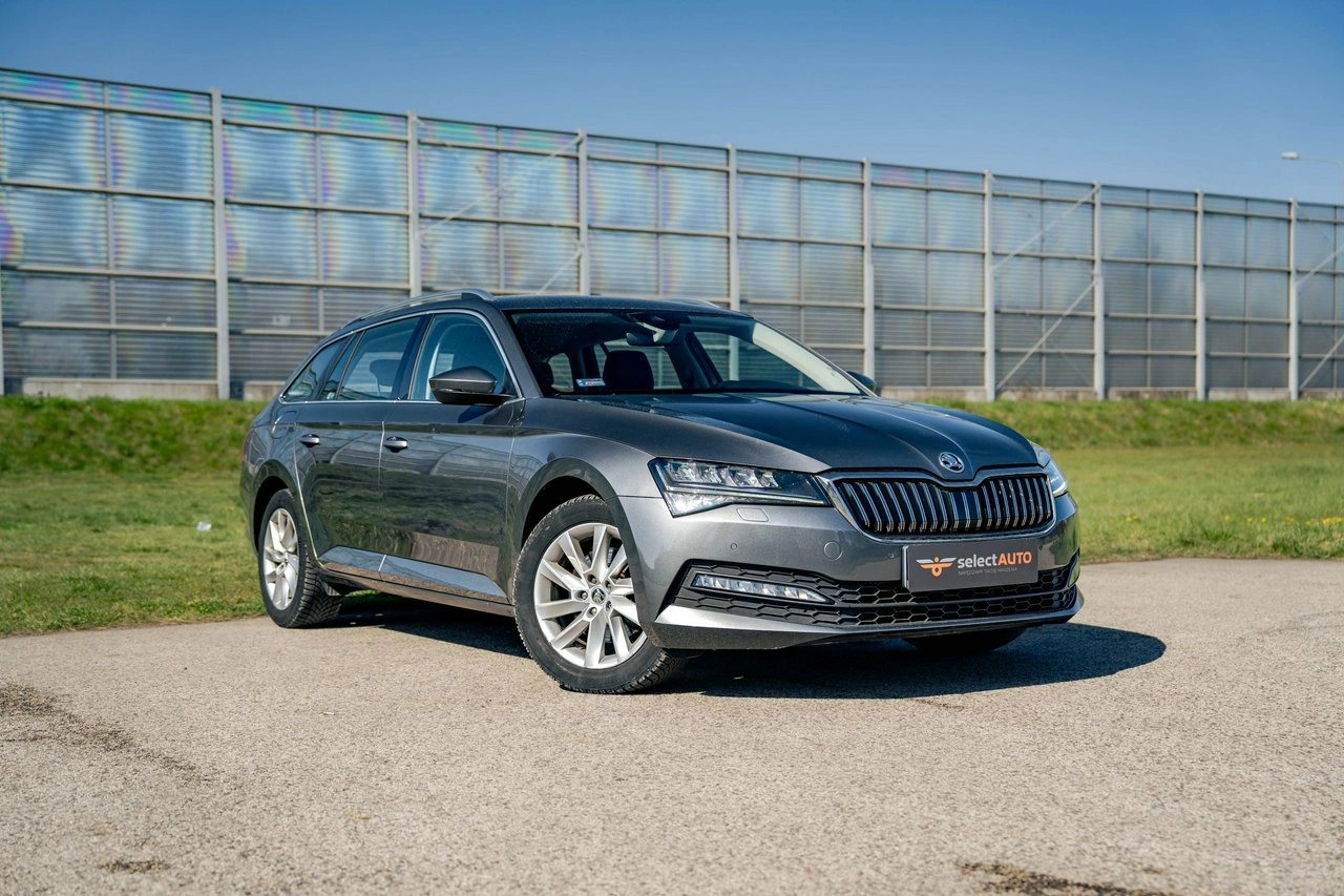 Skoda Superb - Zdjęcie 2