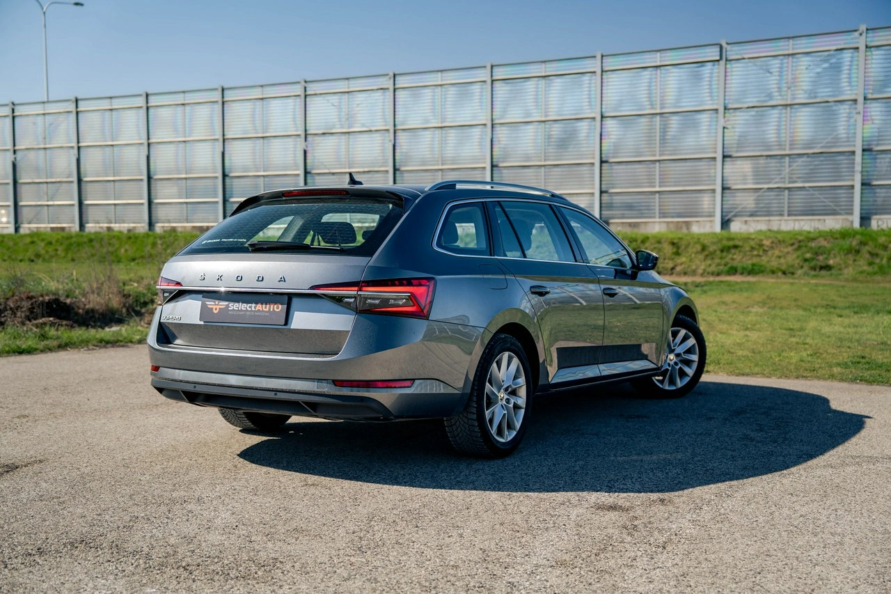 Skoda Superb - Zdjęcie 5