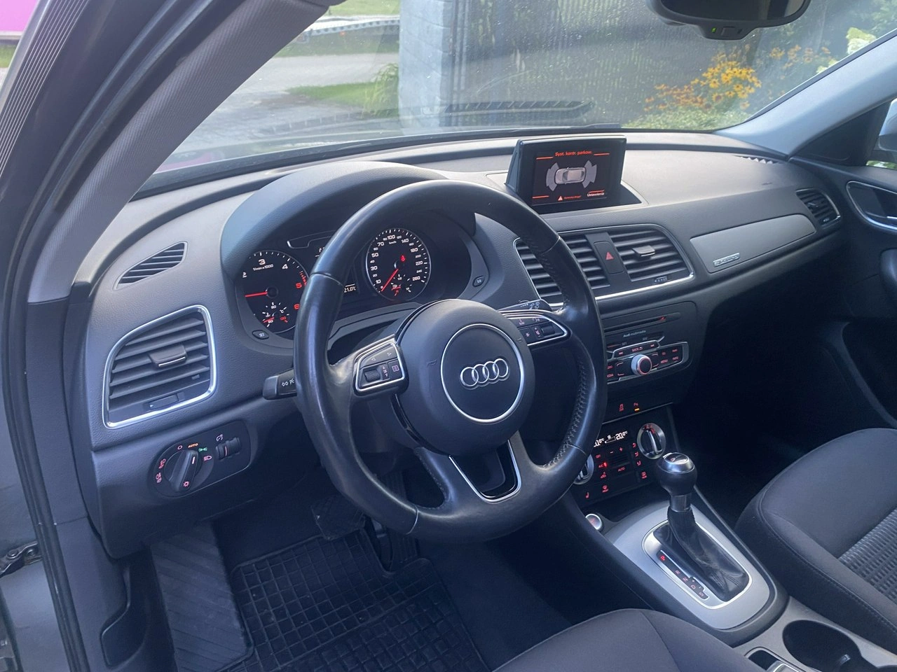 Audi Q3 - Zdjęcie 13