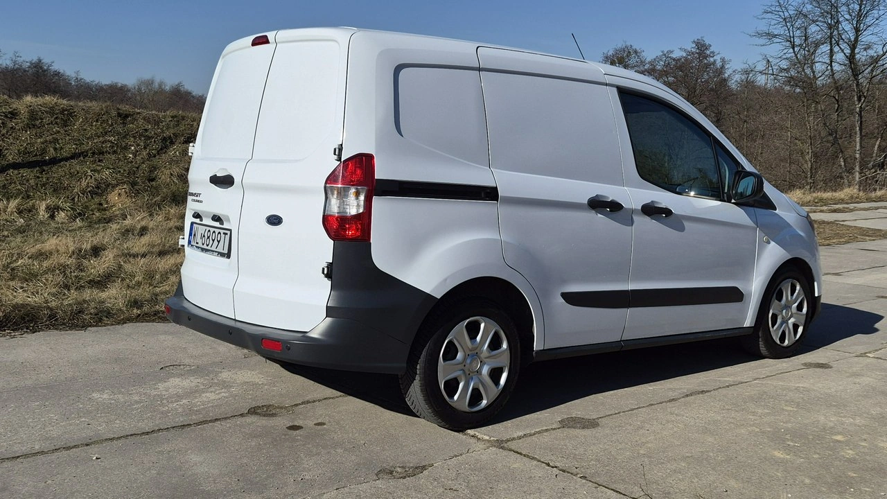 Ford Transit Courier - Zdjęcie 2