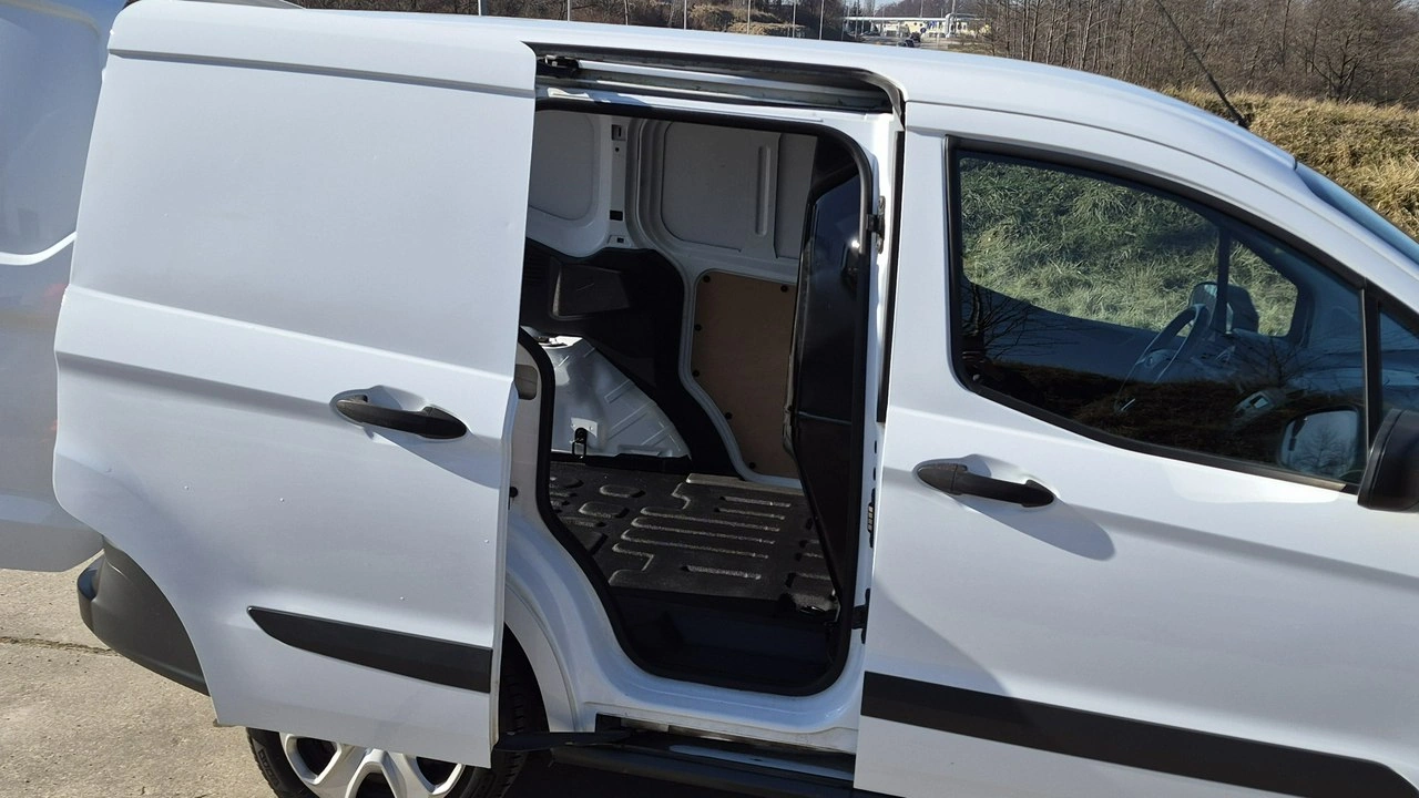 Ford Transit Courier - Zdjęcie 7