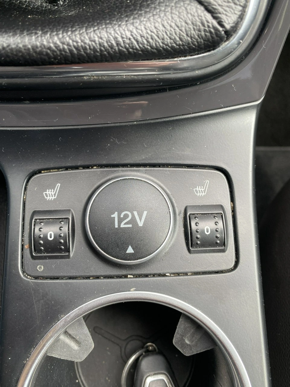 Ford Kuga - Zdjęcie 14