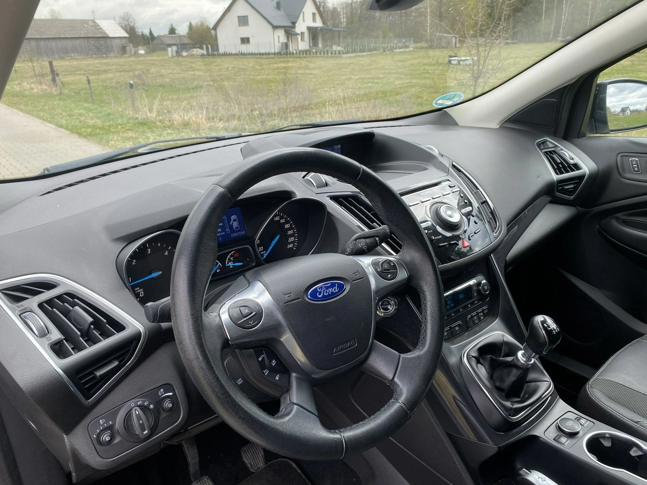 Ford Kuga - Zdjęcie 20