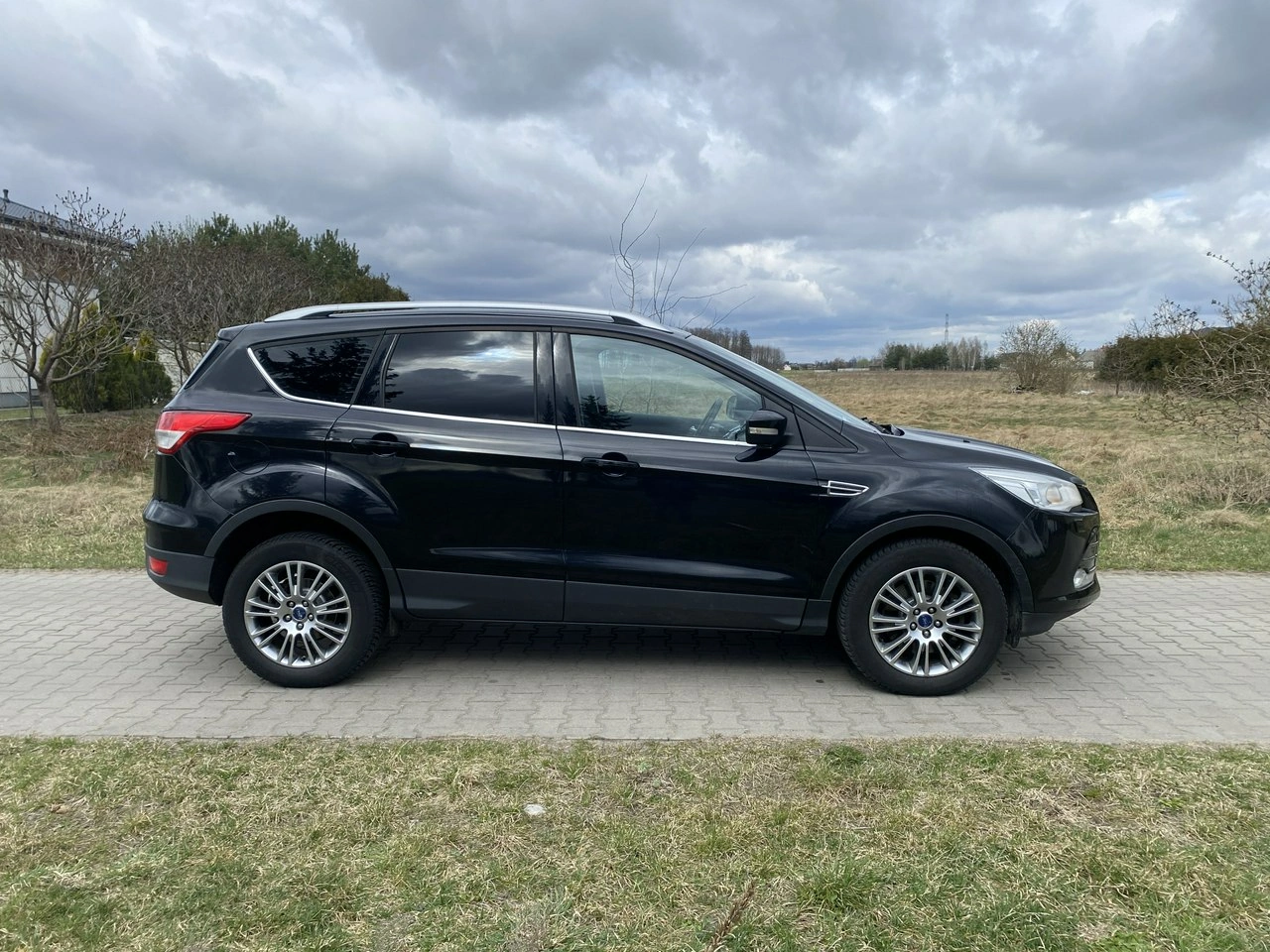 Ford Kuga - Zdjęcie 8