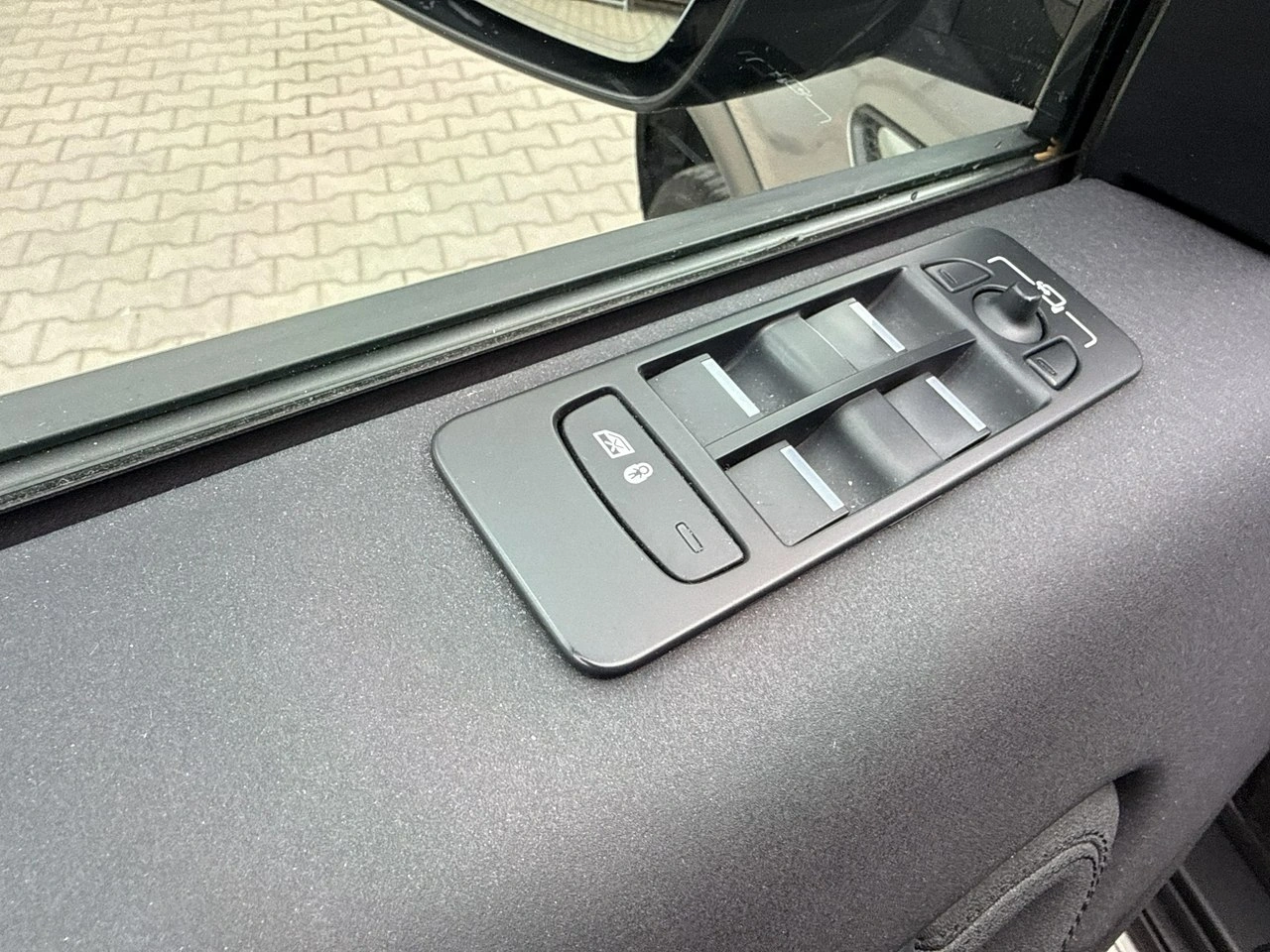 Land Rover Discovery Sport - Zdjęcie 11