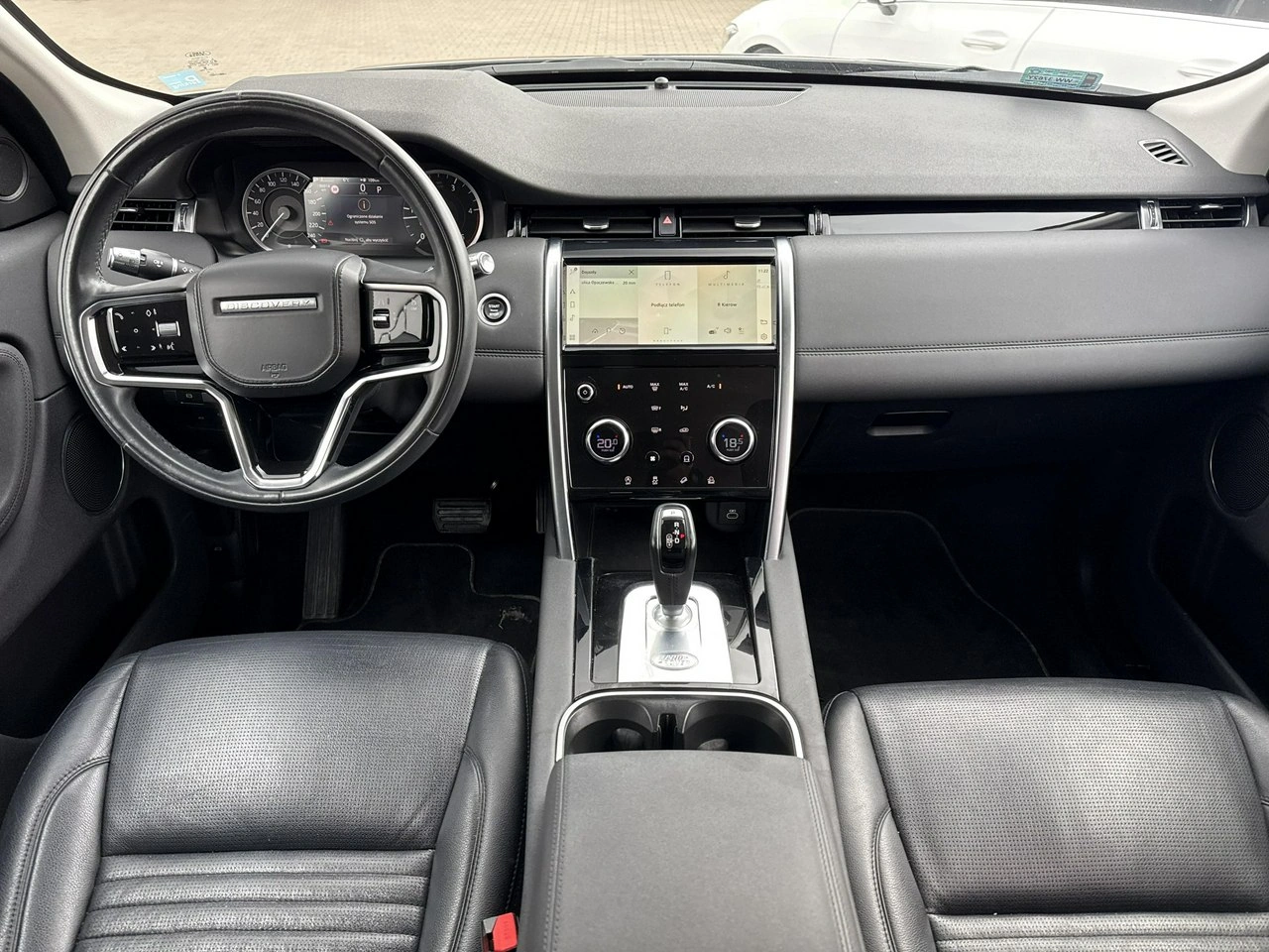 Land Rover Discovery Sport - Zdjęcie 22