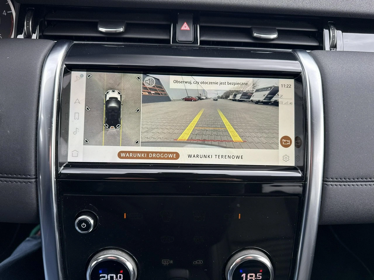 Land Rover Discovery Sport - Zdjęcie 27