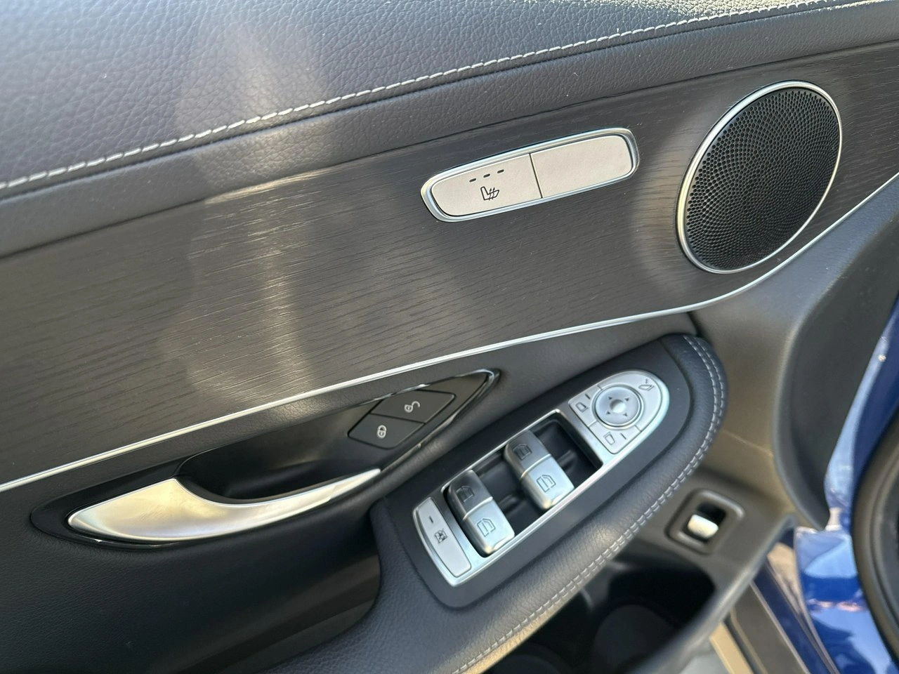 Mercedes GLC 200 - Zdjęcie 11