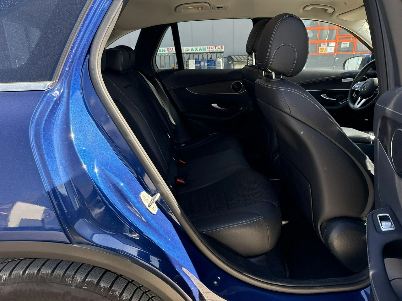 Mercedes GLC 200 - Zdjęcie 17