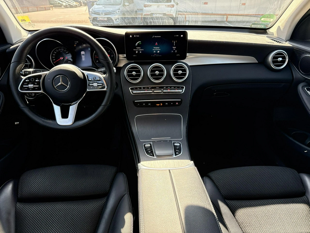 Mercedes GLC 200 - Zdjęcie 21