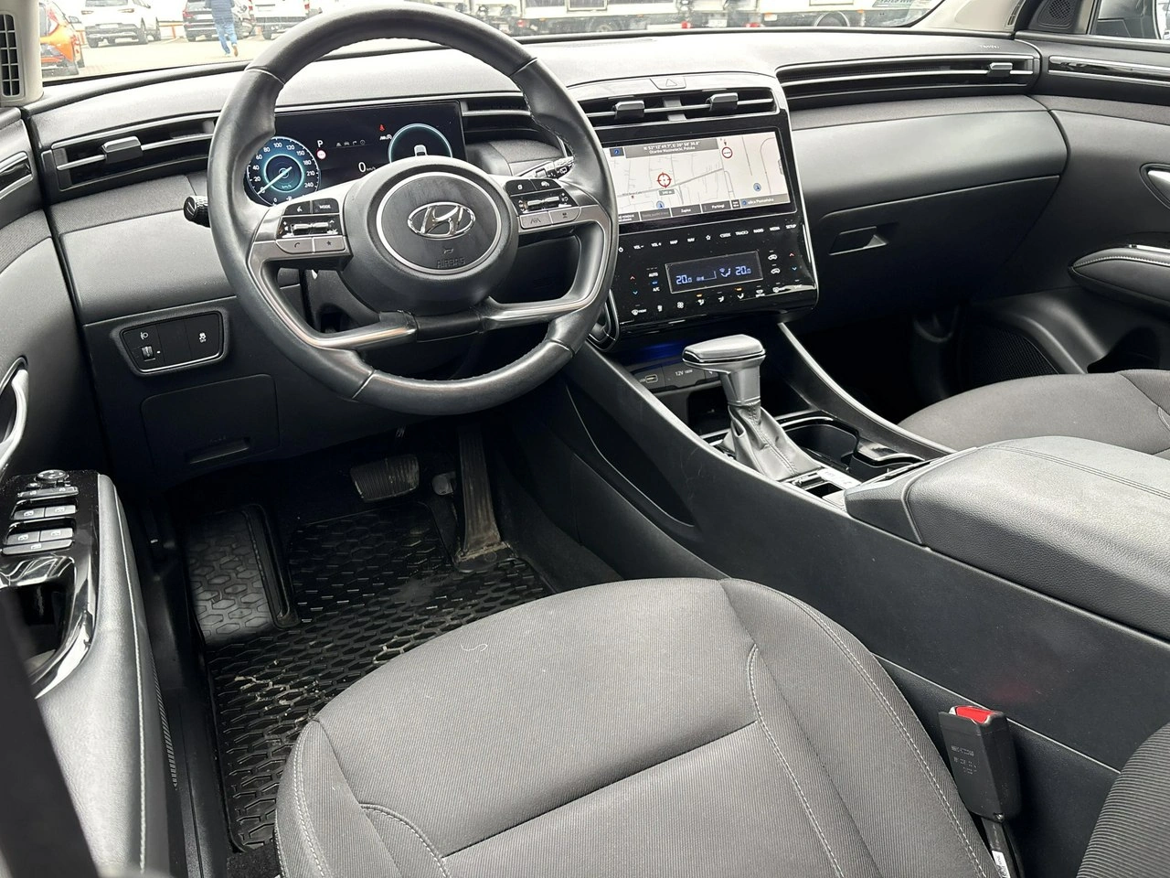 Hyundai Tucson - Zdjęcie 12