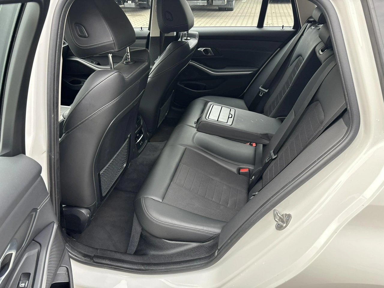 BMW 320 - Zdjęcie 11