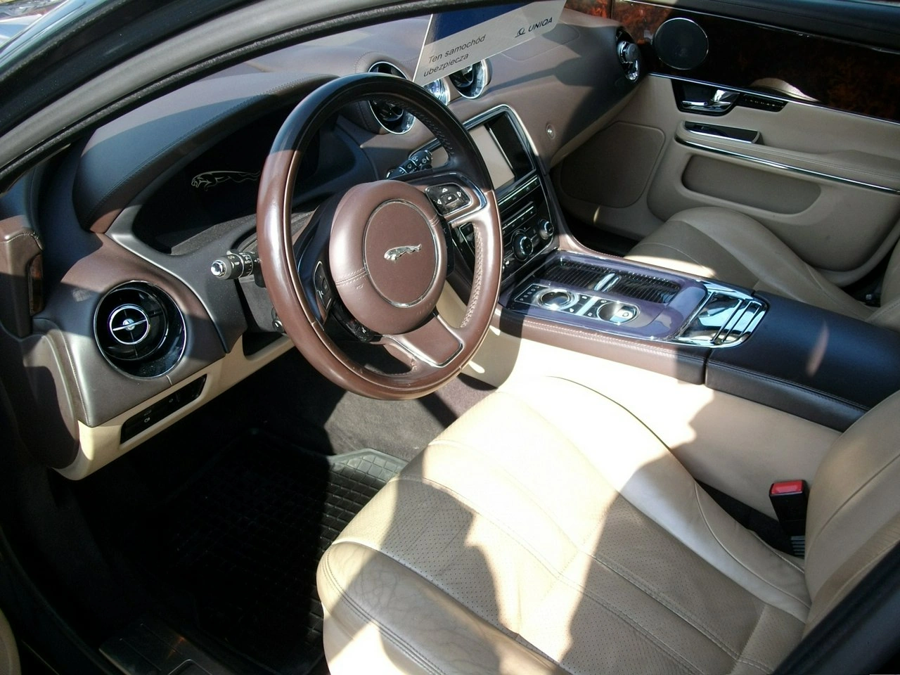 Jaguar XJ - Zdjęcie 4