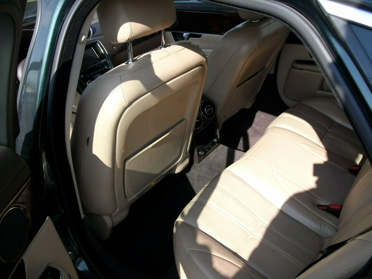 Jaguar XJ - Zdjęcie 5