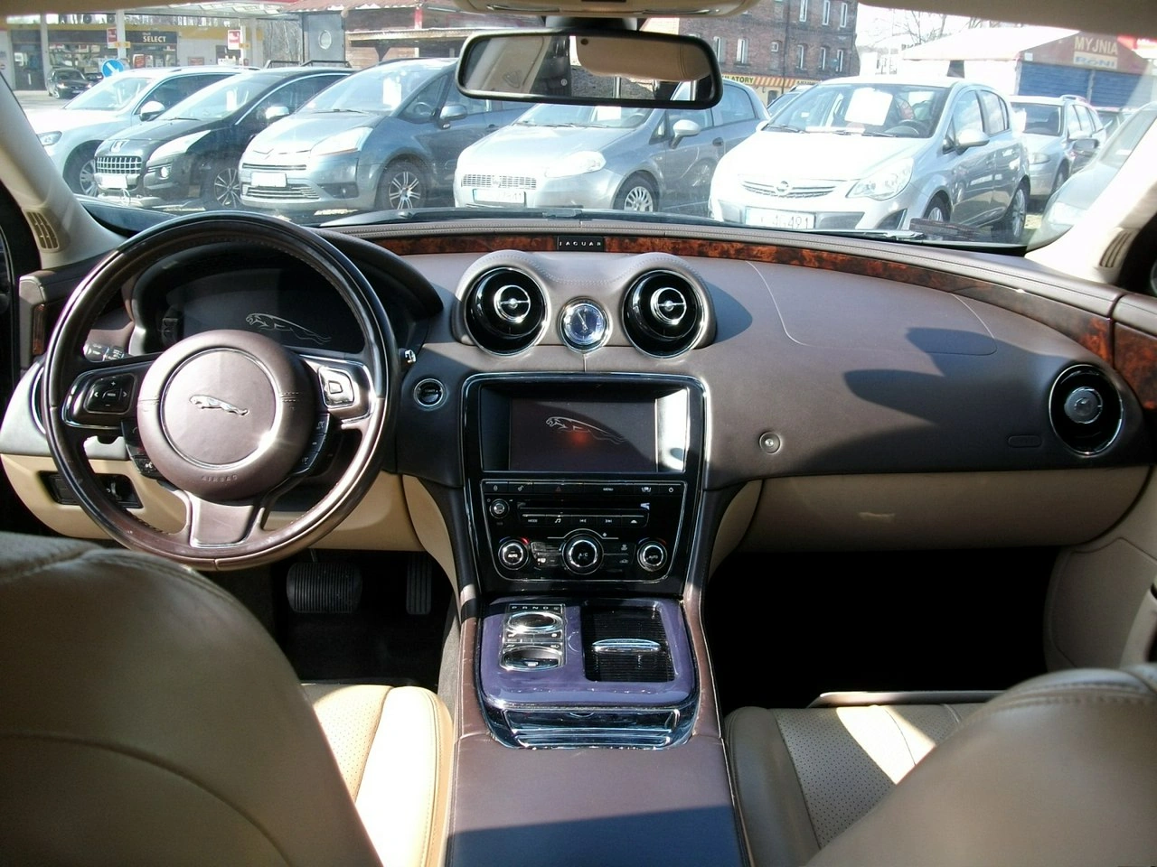 Jaguar XJ - Zdjęcie 6