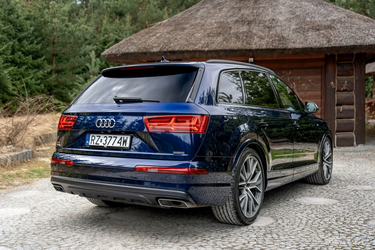 Audi Q7 - Zdjęcie 12
