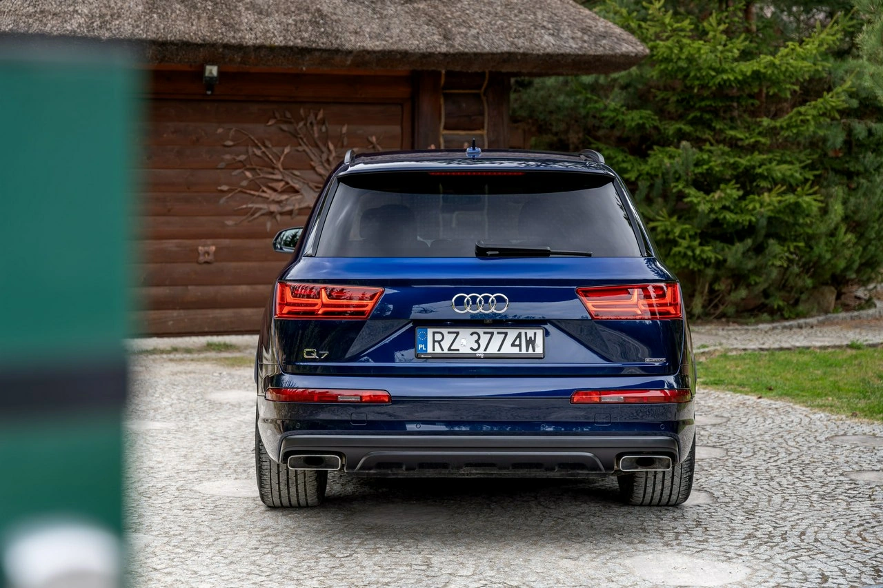Audi Q7 - Zdjęcie 14