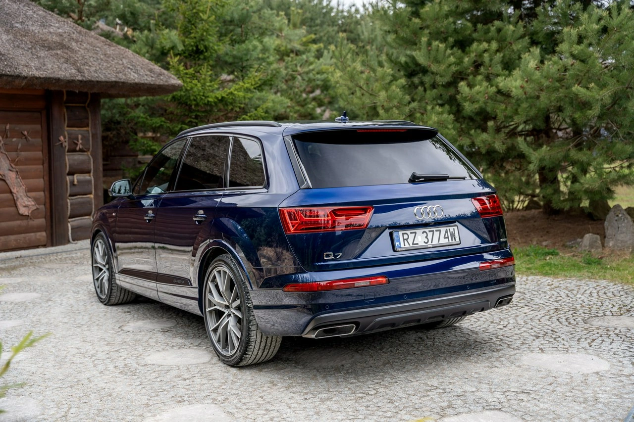 Audi Q7 - Zdjęcie 1