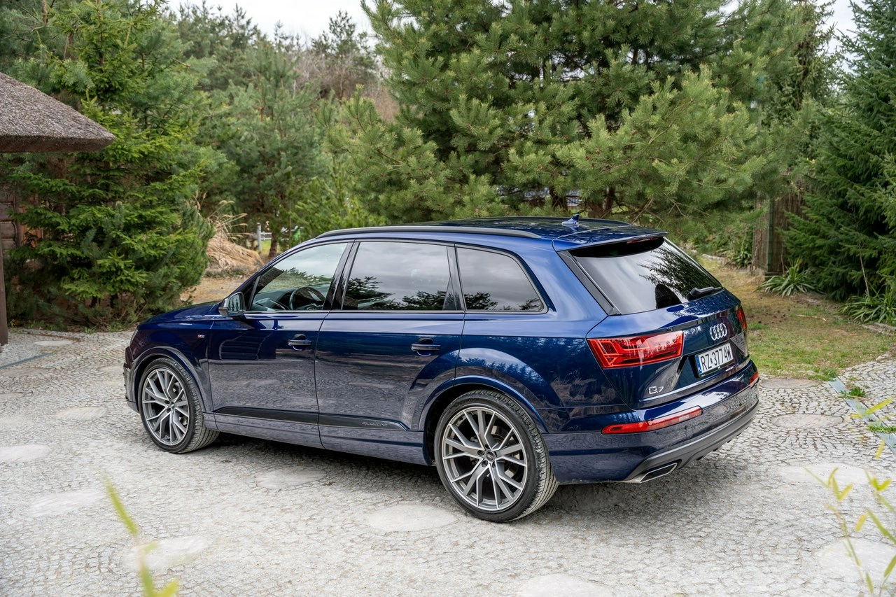 Audi Q7 - Zdjęcie 19