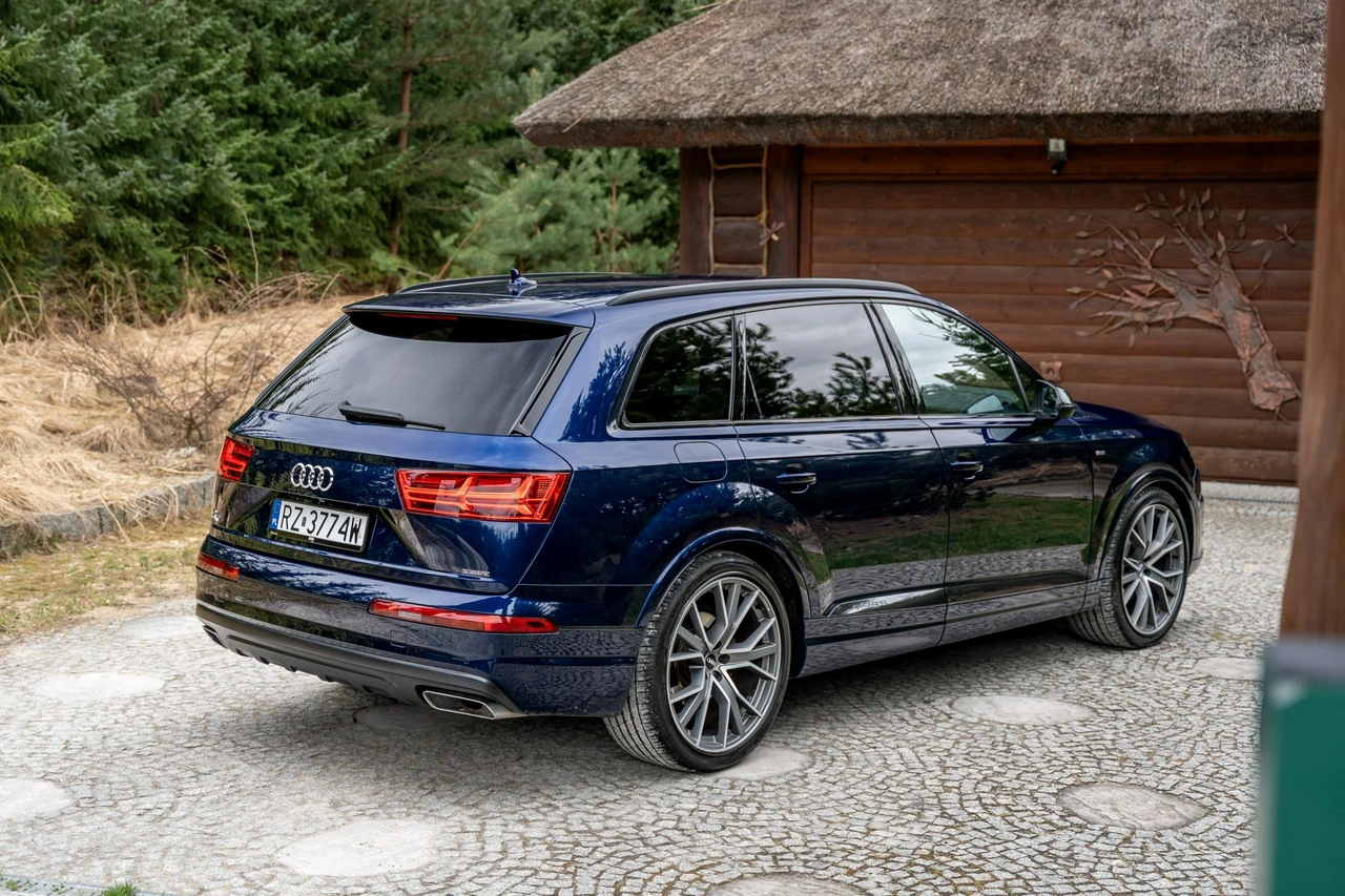 Audi Q7 - Zdjęcie 21
